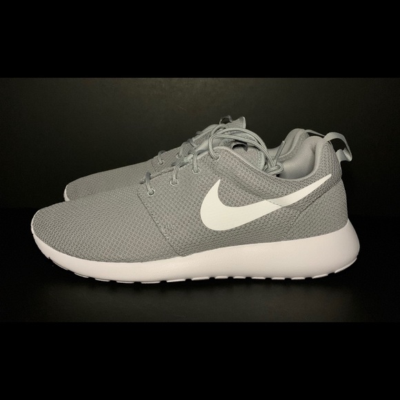 wolf grey roshe run